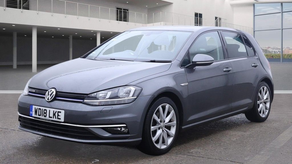 Used Volkswagen Golf 2018 for sale - 77037846: Photo 5