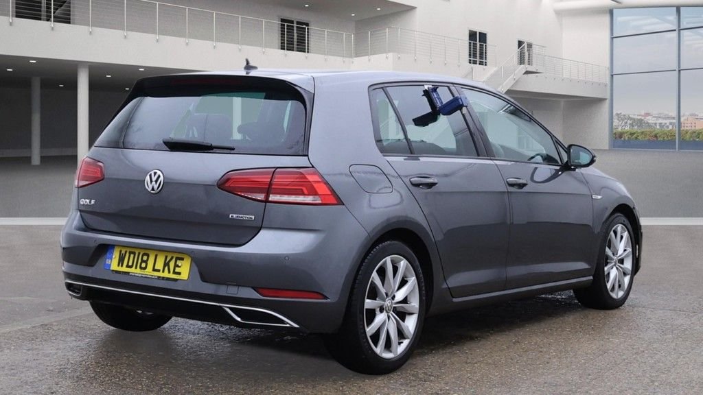 Used Volkswagen Golf 2018 for sale - 77037846: Photo 8