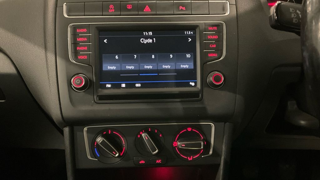 Used Volkswagen Polo 2017 for sale - 76985917: Photo 3