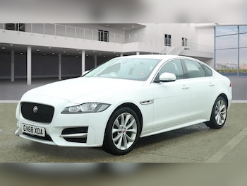 Used Jaguar XF 2019 for sale - 78069118: Photo