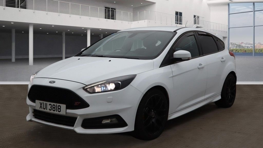 Used Ford Focus 2018 for sale - 77384195: Photo 3