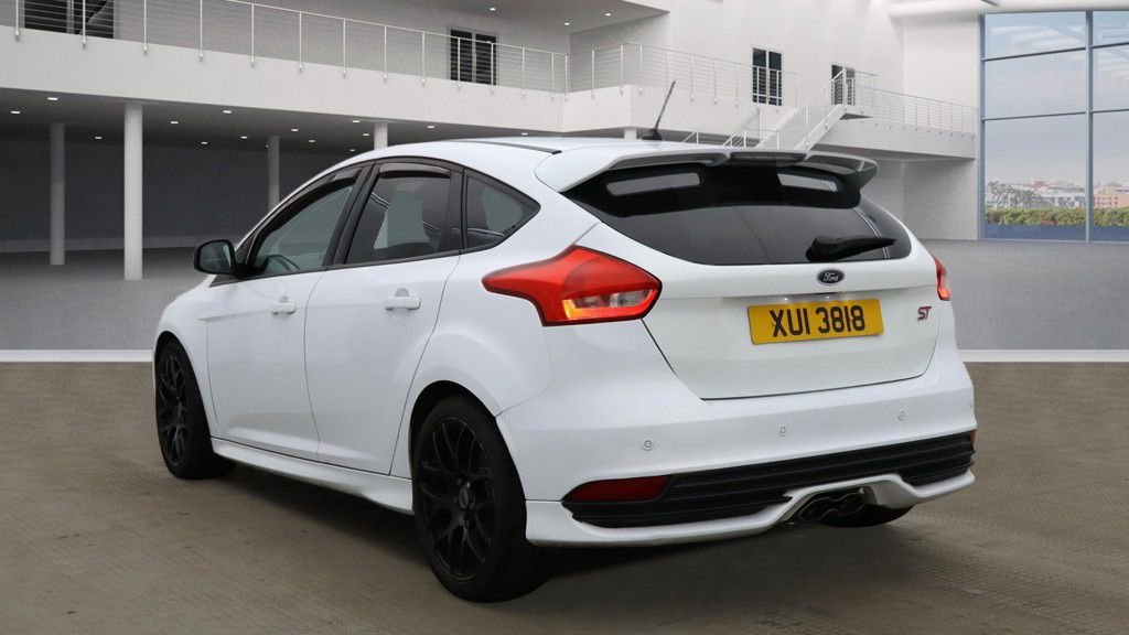 Used Ford Focus 2018 for sale - 77384195: Photo 4