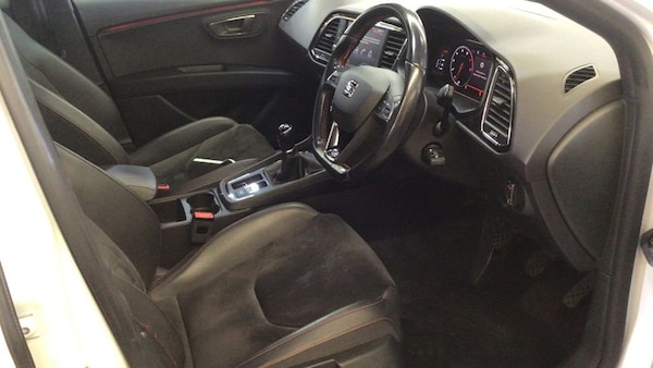 Used SEAT Leon 2019 for sale - 76223880: Photo 2