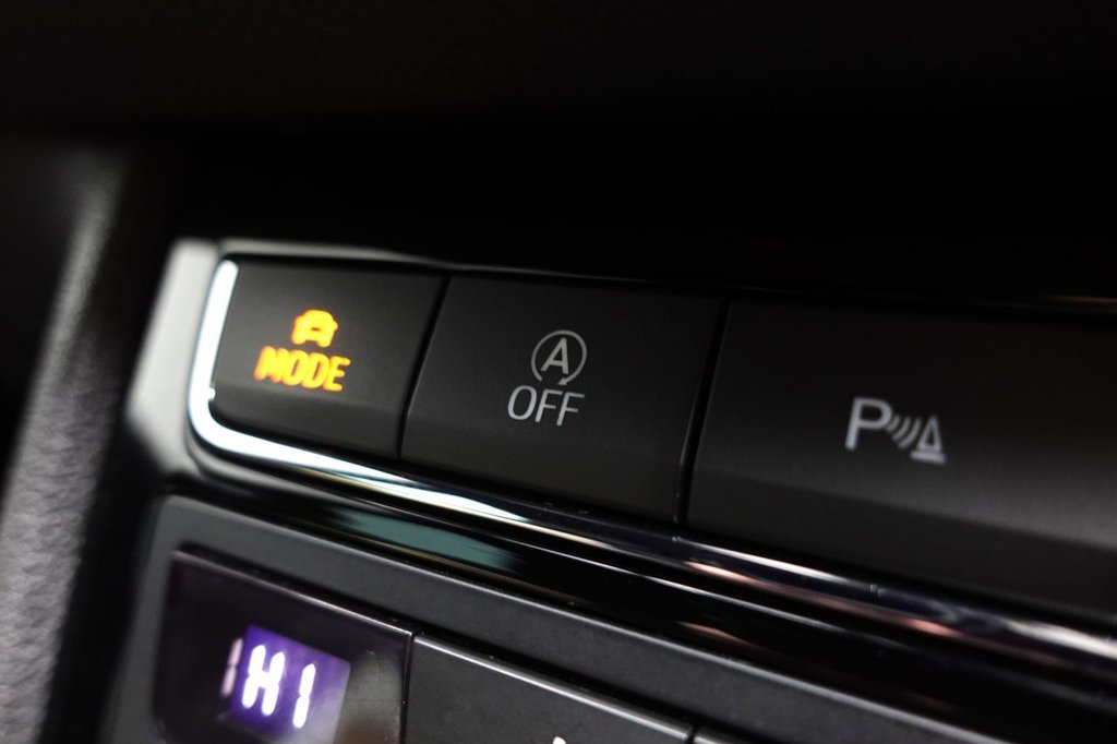 Used SEAT Leon 2019 for sale - 76223880: Photo 41