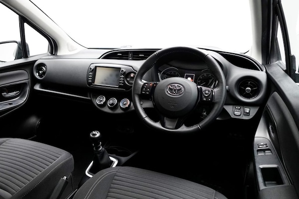 Used Toyota Yaris 2018 for sale - 75800294: Photo 20
