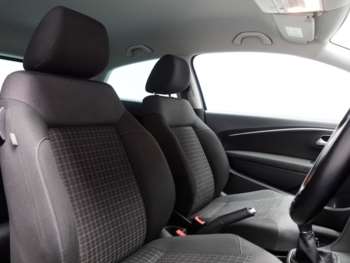 Used Volkswagen Polo 2017 for sale - 74709232: Photo