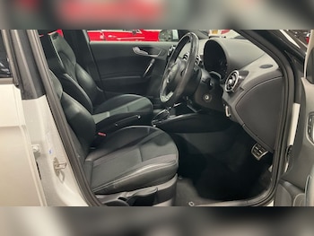 Used Audi A1 2018 for sale - 76009660: Photo 2