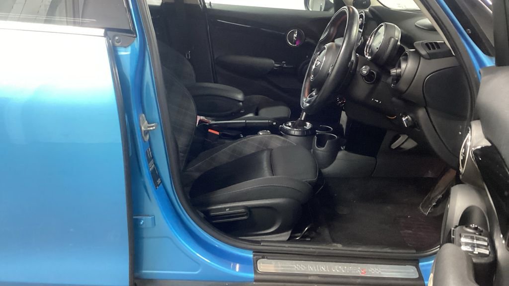 Used MINI Hatch 2016 for sale - 76950686: Photo 2