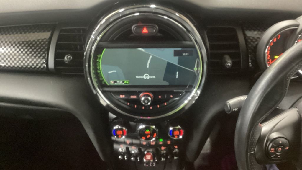 Used MINI Hatch 2016 for sale - 76950686: Photo 3