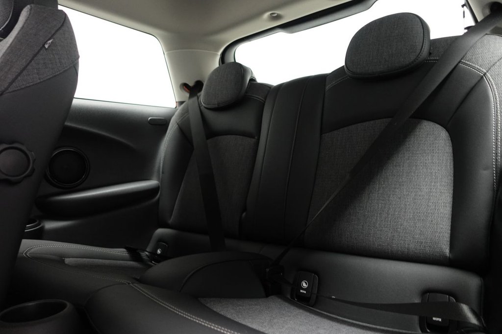 Used MINI Hatch 2014 for sale - 76973519: Photo 17