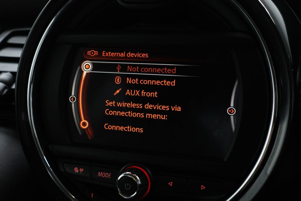 Used MINI Hatch 2014 for sale - 76973519: Photo 24