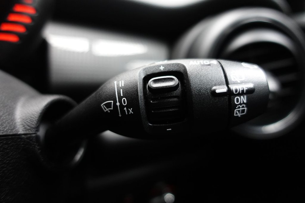 Used MINI Hatch 2014 for sale - 76973519: Photo 41