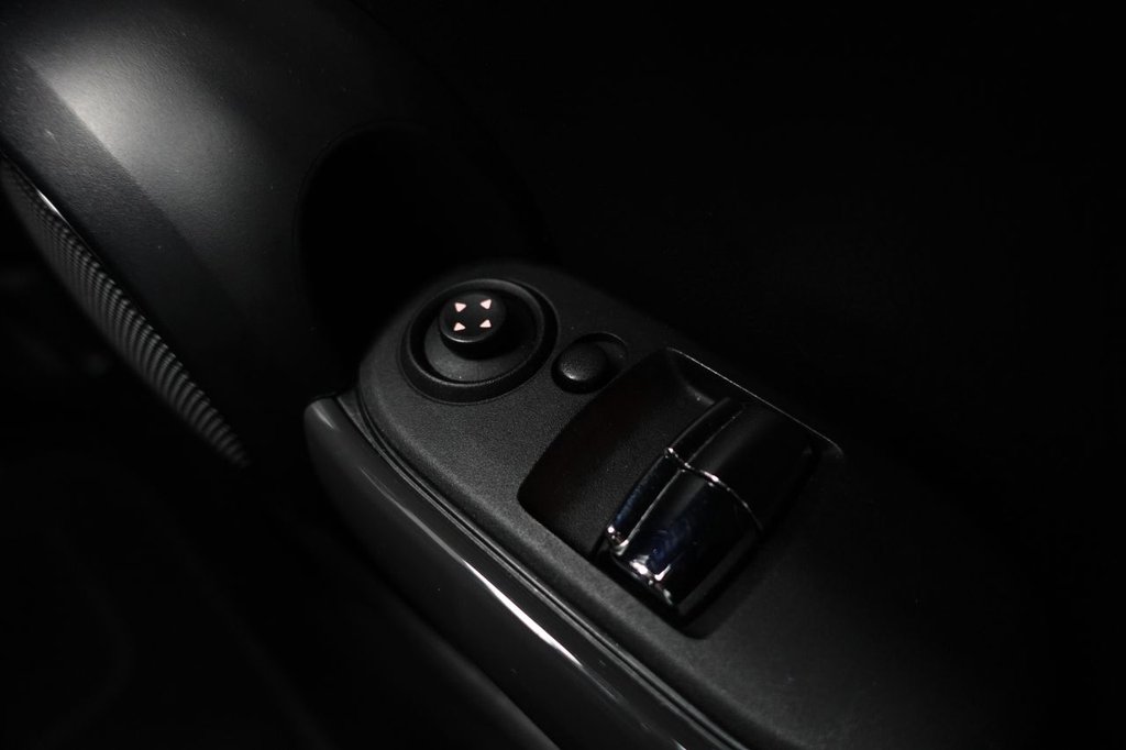 Used MINI Hatch 2014 for sale - 76973519: Photo 42