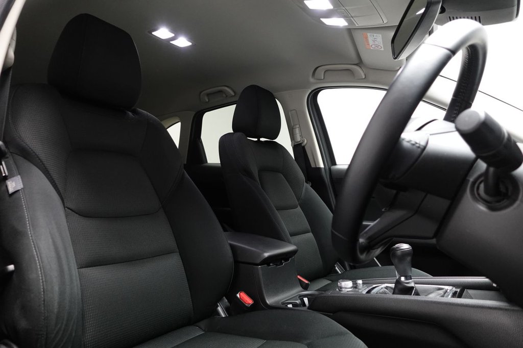 Used Mazda CX-5 2021 for sale - 76106207: Photo 2