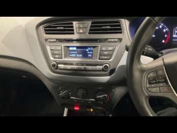 Used Hyundai i20 2015 for sale - 74904094: Photo
