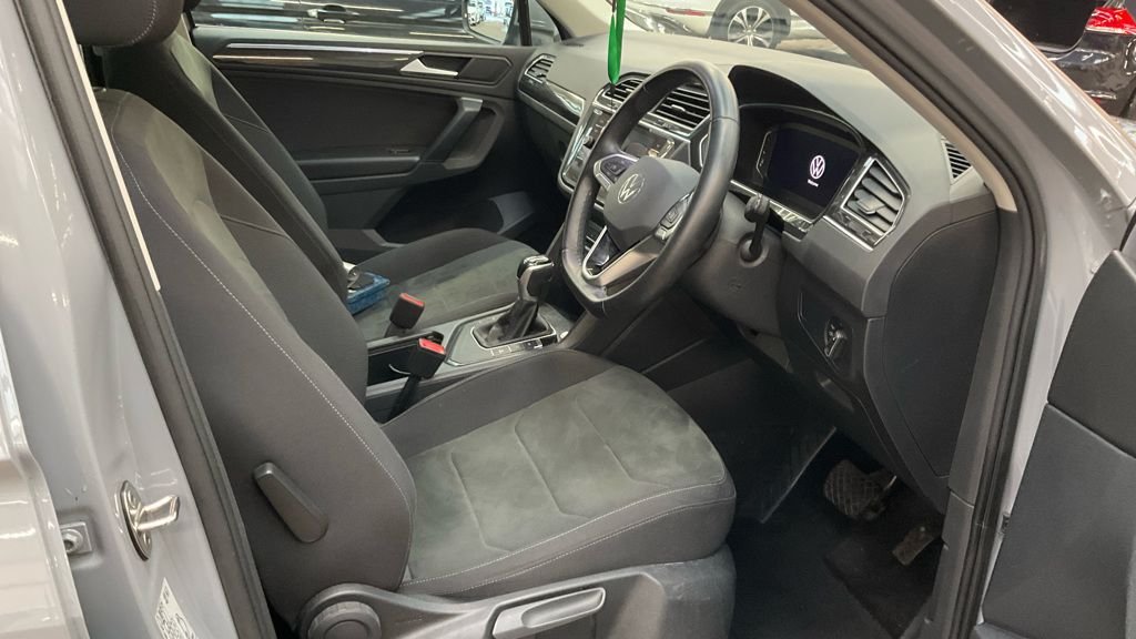 Used Volkswagen Tiguan 2021 for sale - 77534529: Photo 3
