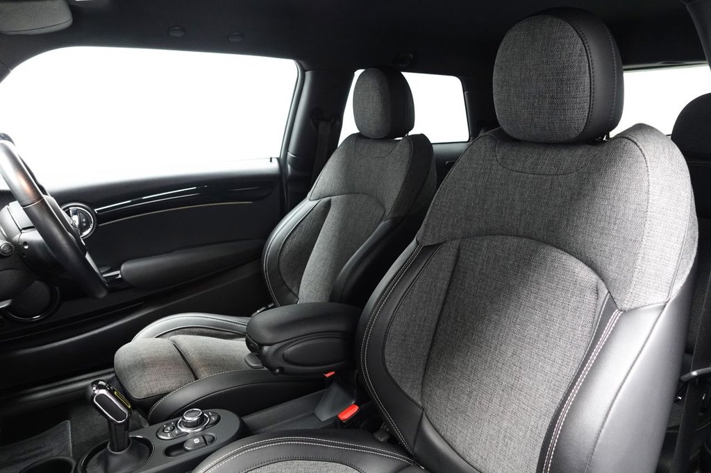 Used MINI Hatch 2021 for sale - 76923302: Photo 15