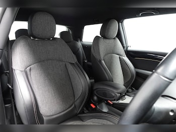 Used MINI Hatch 2021 for sale - 76923302: Photo