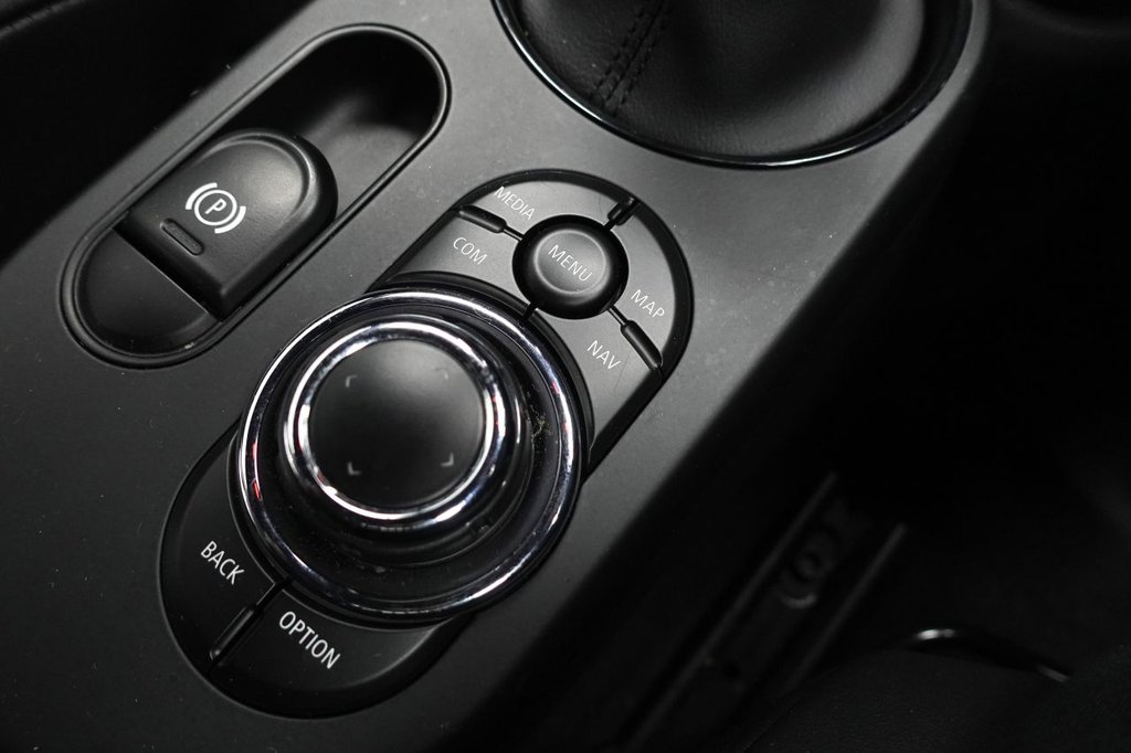 Used MINI Hatch 2021 for sale - 76923302: Photo 40