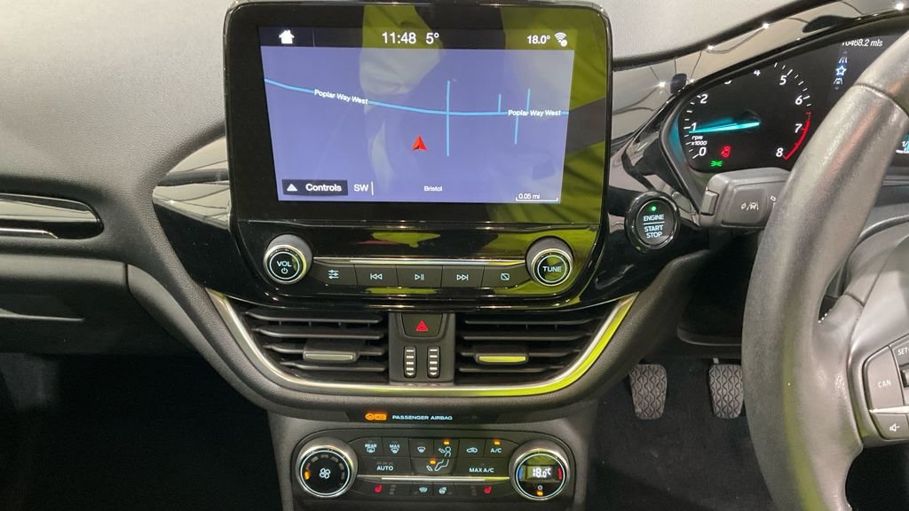 Used Ford Fiesta 2018 for sale - 77153789: Photo 2