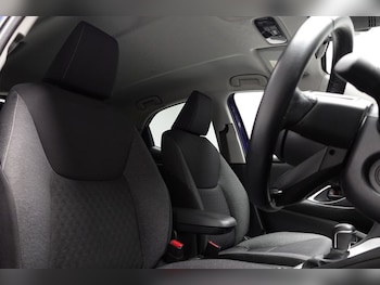 Used Toyota Yaris 2021 for sale - 76453984: Photo