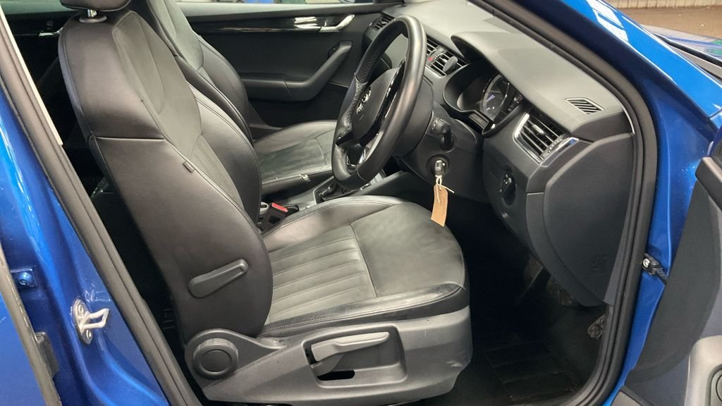 Used Skoda Octavia 2019 for sale - 77720071: Photo 2