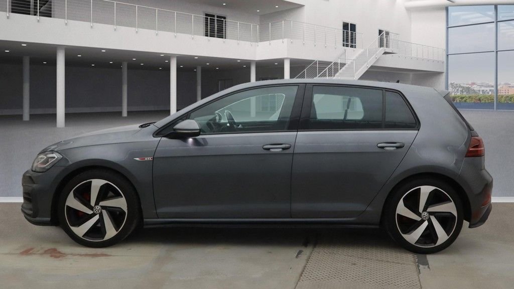 Used Volkswagen Golf 2018 for sale - 76848316: Photo 11