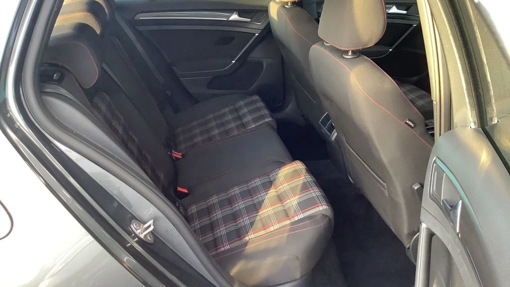 Used Volkswagen Golf 2018 for sale - 76848316: Photo 12