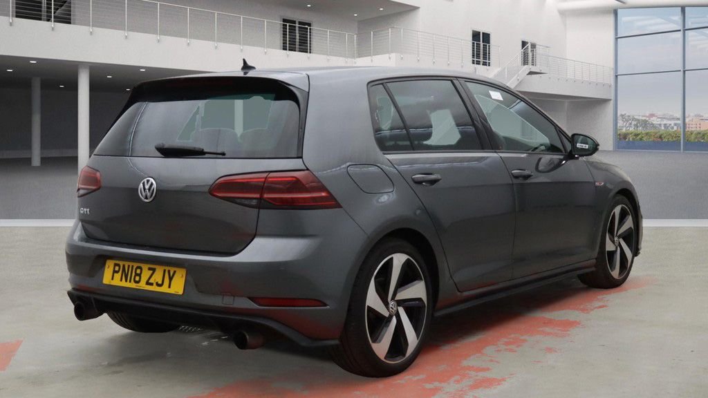 Used Volkswagen Golf 2018 for sale - 76848316: Photo 8