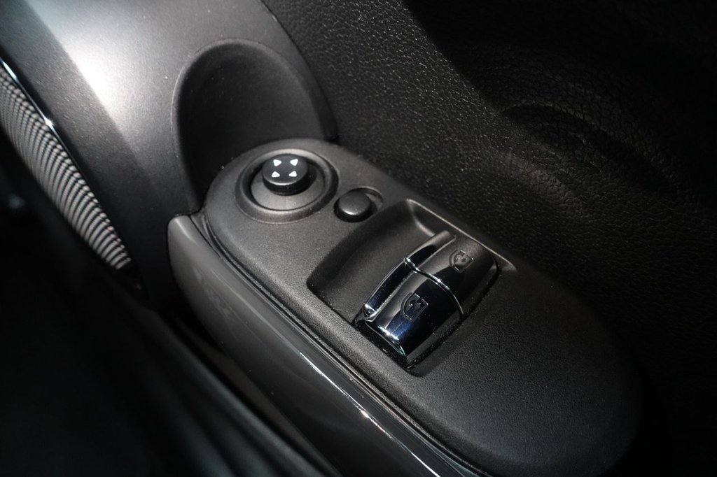 Used MINI Hatch 2016 for sale - 77672670: Photo 36