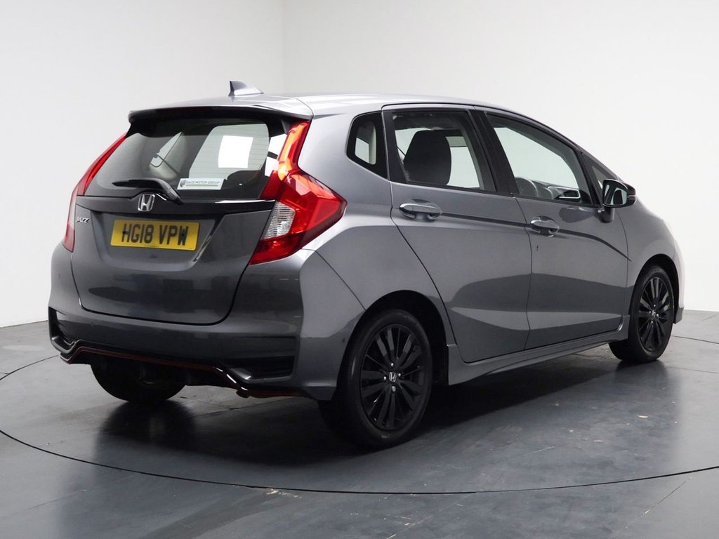 Used Honda Jazz 2018 for sale - 76291827: Photo 12