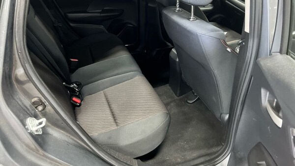 Used Honda Jazz 2018 for sale - 76291827: Photo 12