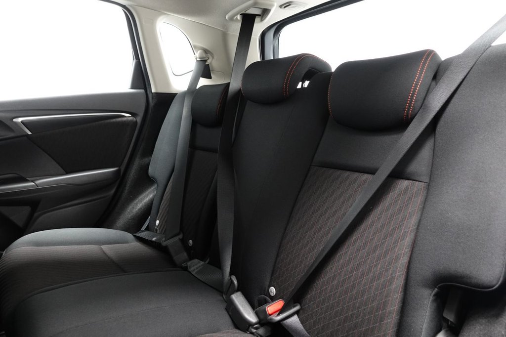 Used Honda Jazz 2018 for sale - 76291827: Photo 17