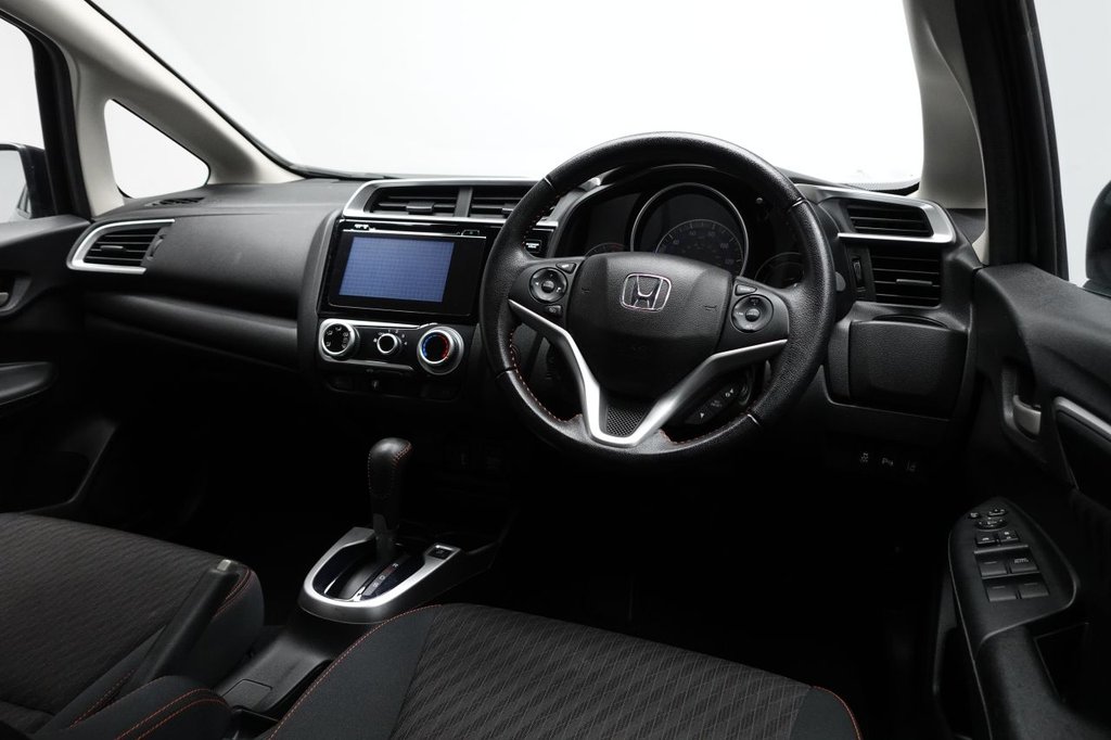 Used Honda Jazz 2018 for sale - 76291827: Photo 20