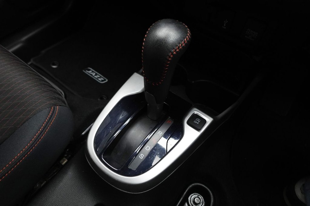 Used Honda Jazz 2018 for sale - 76291827: Photo 35