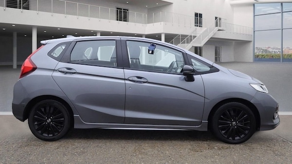 Used Honda Jazz 2018 for sale - 76291827: Photo 9