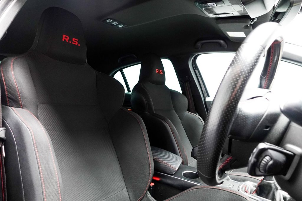 Used Renault Megane 2019 for sale - 76223909: Photo 2