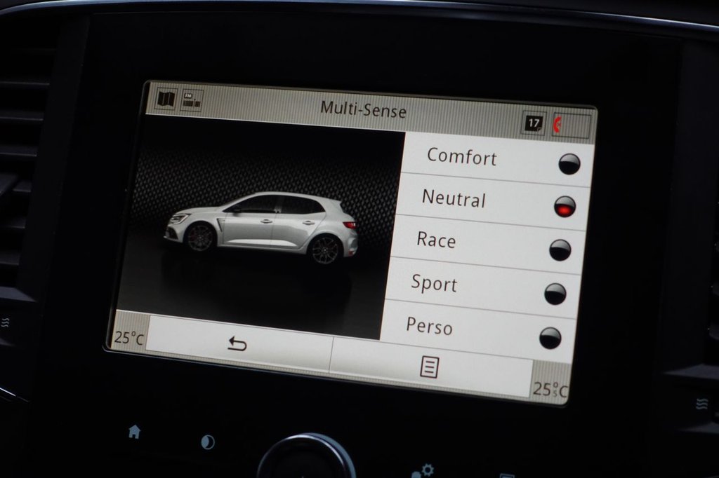 Used Renault Megane 2019 for sale - 76223909: Photo 40