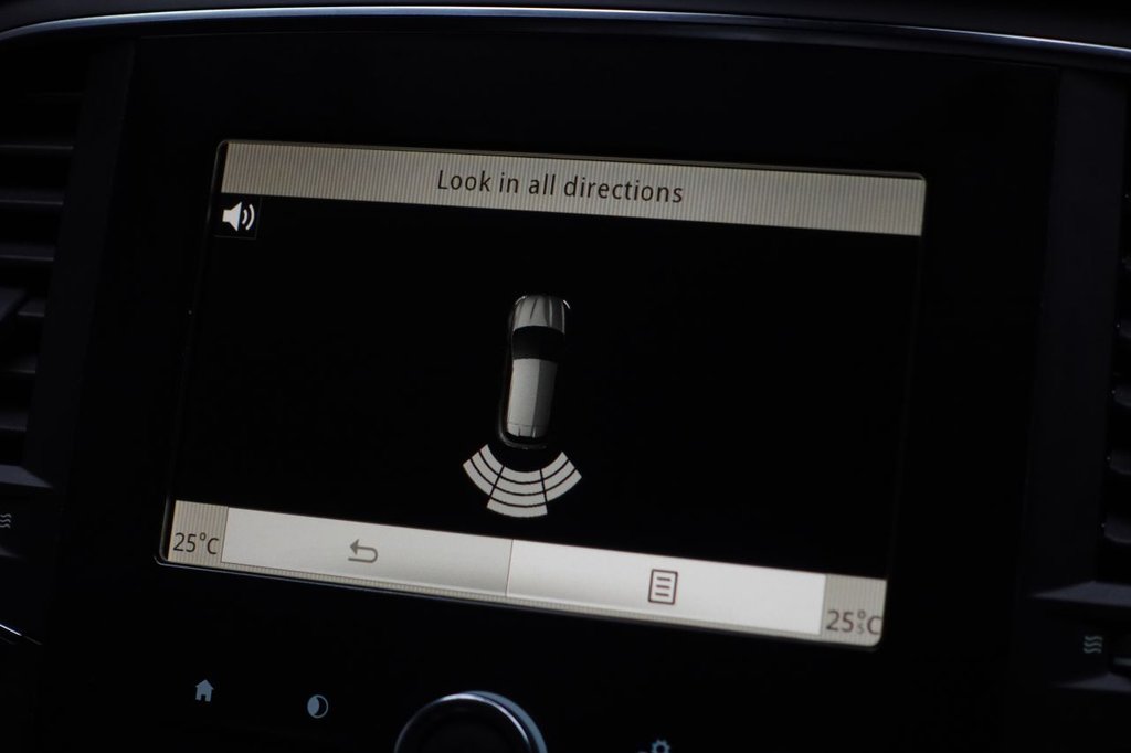 Used Renault Megane 2019 for sale - 76223909: Photo 43