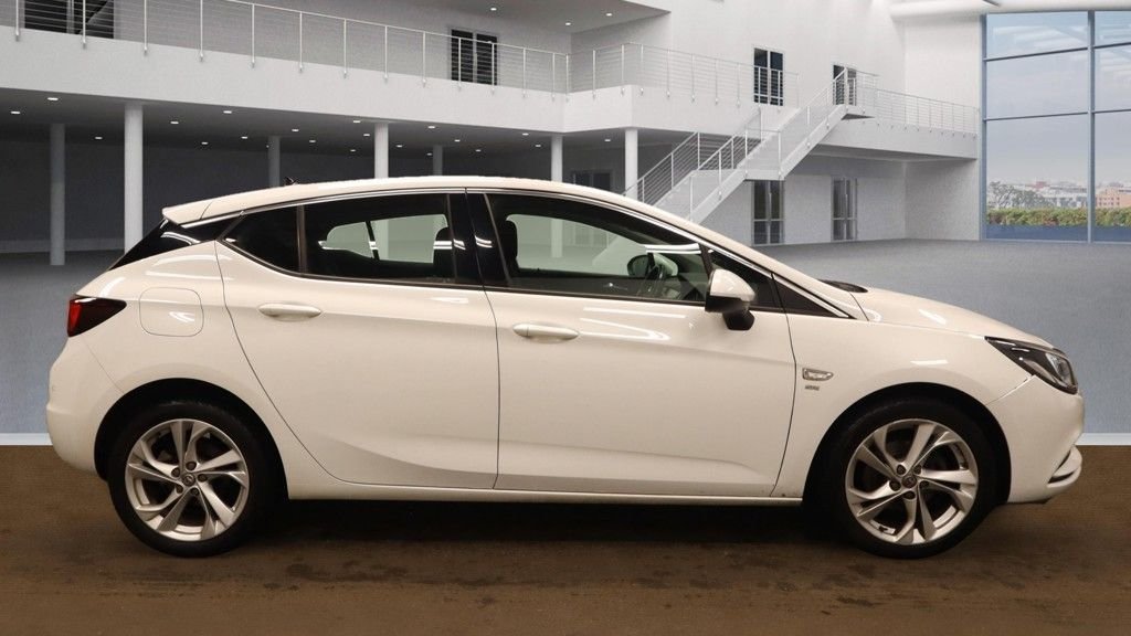 Used Vauxhall Astra 2019 for sale - 76068889: Photo 9