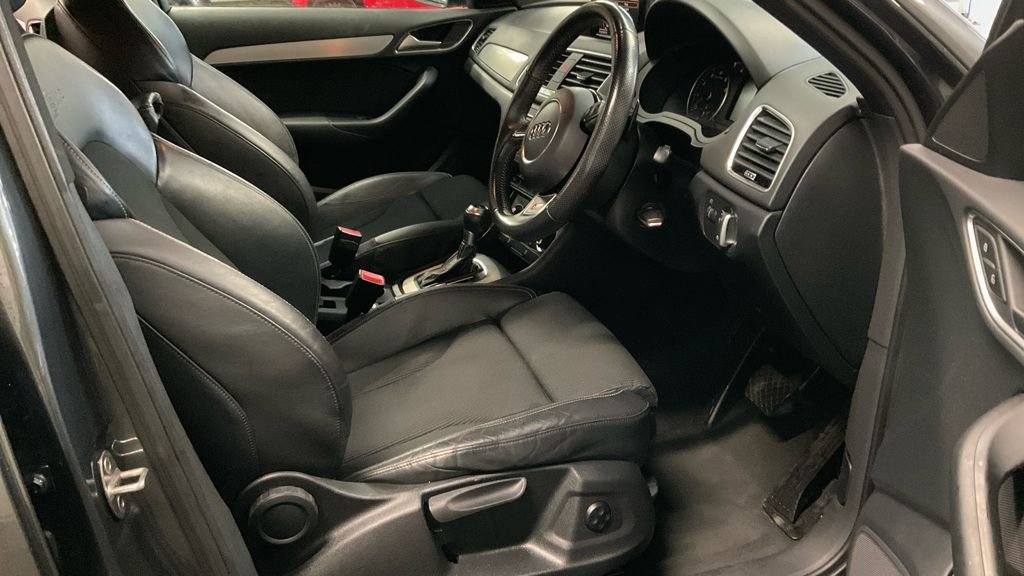 Used Audi Q3 2017 for sale - 76595943: Photo 2