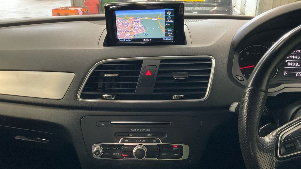 Used Audi Q3 2017 for sale - 76595943: Photo 3