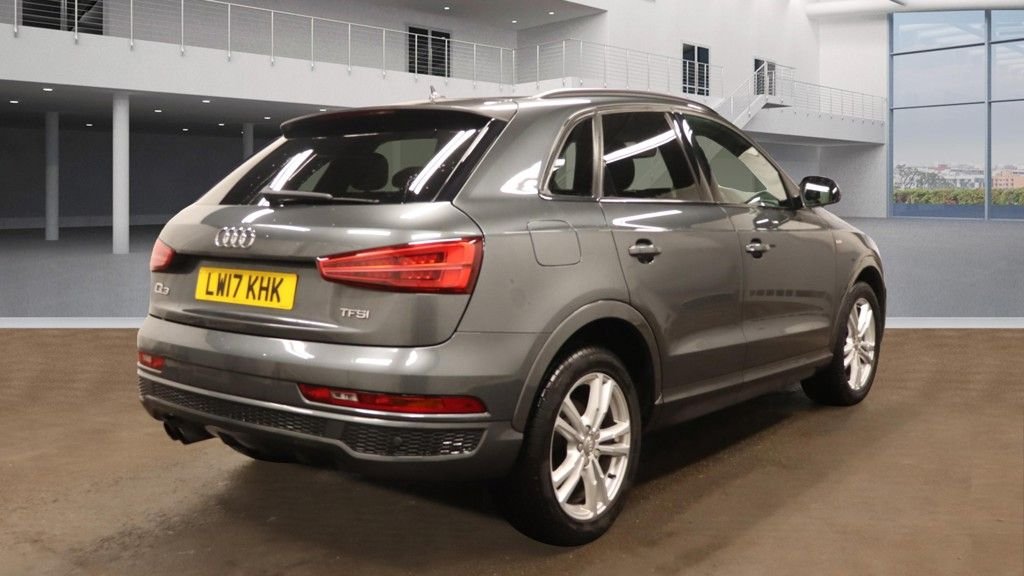 Used Audi Q3 2017 for sale - 76595943: Photo 8