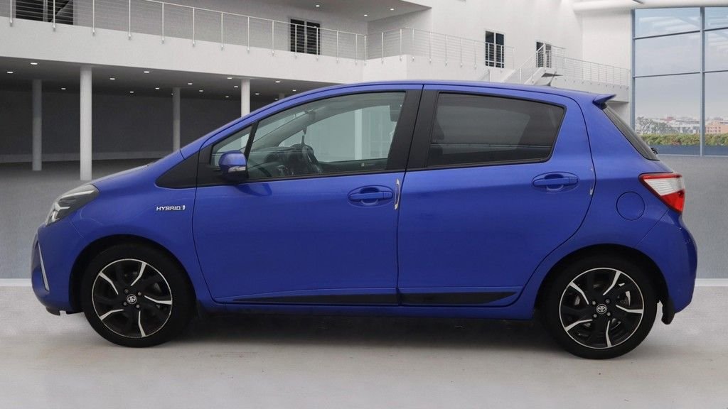 Used Toyota Yaris 2018 for sale - 77007419: Photo 11