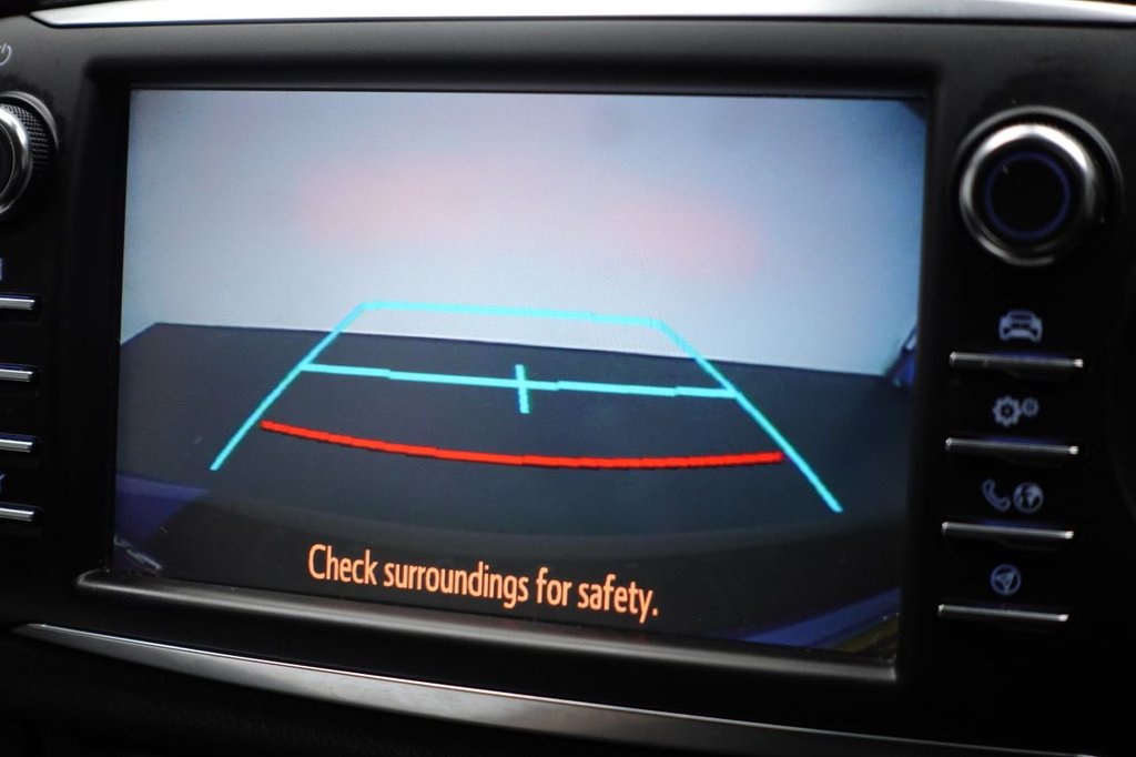 Used Toyota Yaris 2018 for sale - 77007419: Photo 30