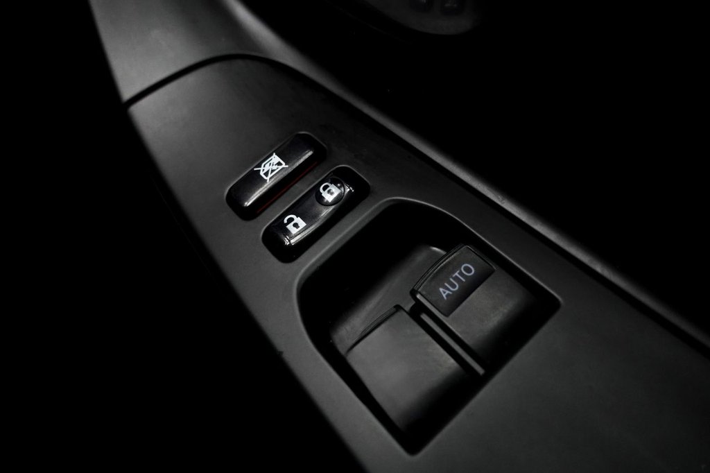 Used Toyota Yaris 2018 for sale - 77007419: Photo 39