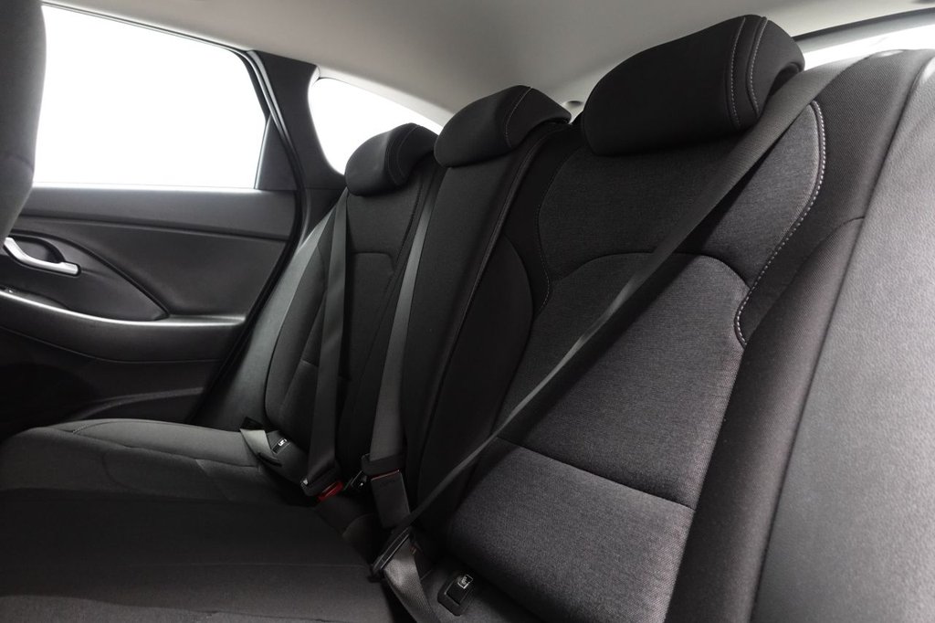 Used Hyundai i30 2022 for sale - 77027111: Photo 16