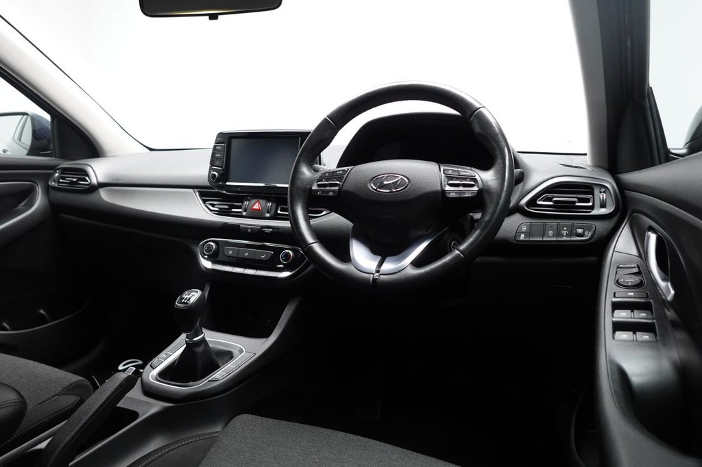 Used Hyundai i30 2022 for sale - 77027111: Photo 19