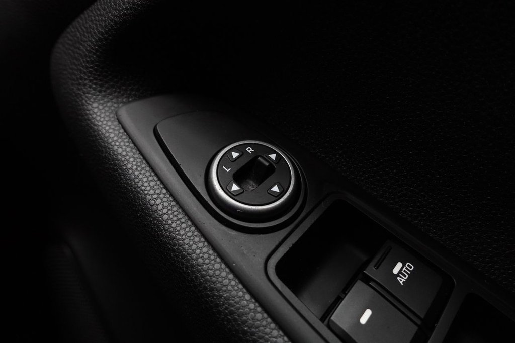 Used Hyundai i20 2020 for sale - 76223730: Photo 41