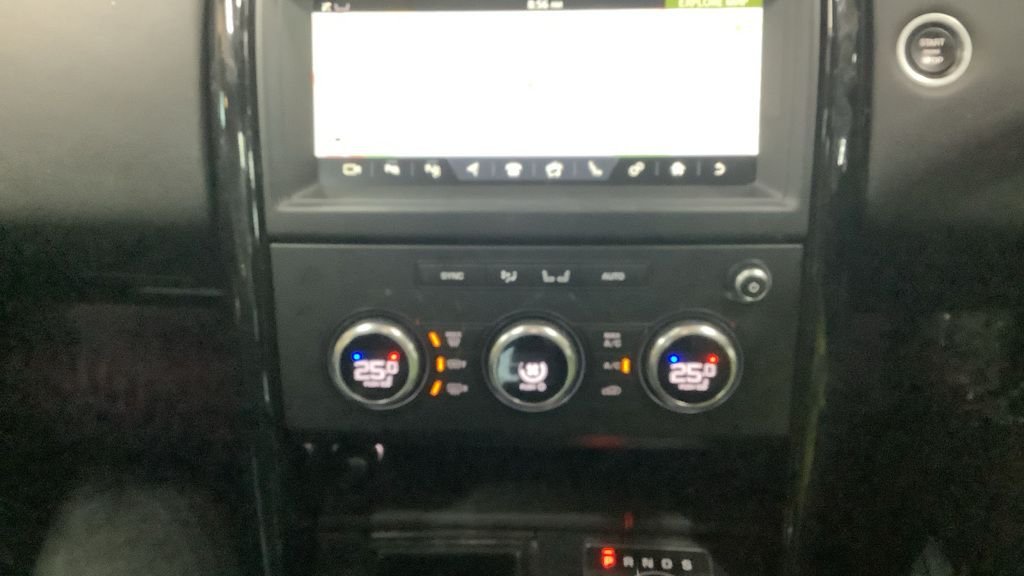 Used Land Rover Discovery 2019 for sale - 76985928: Photo 3